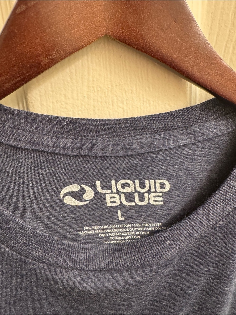 Liquid Blue Grateful Dead 77 Road Crew Cornell Navy Graphic Tee - Picture 2 of 3